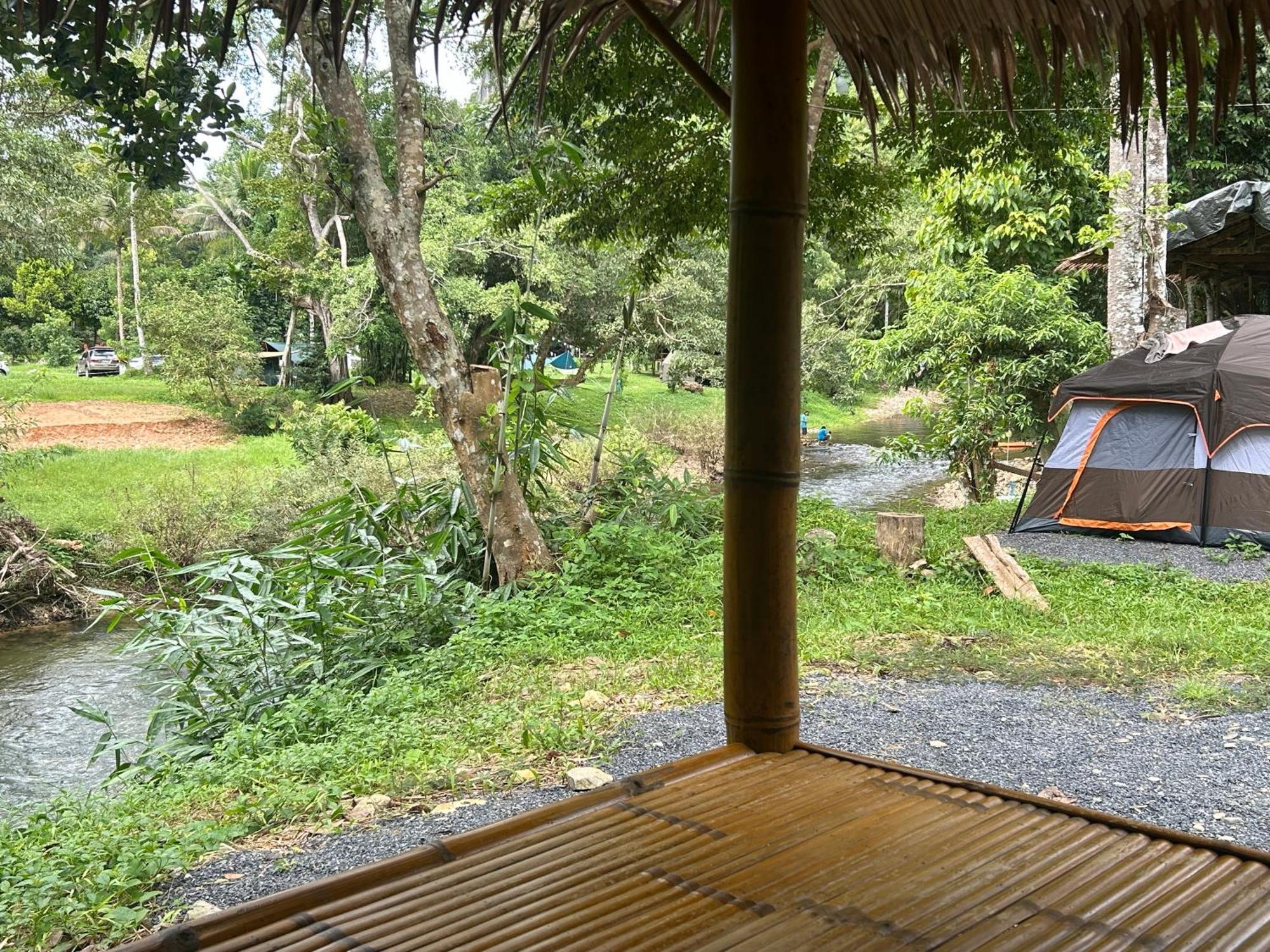 Отель Khaosok August Freedom Camp Khao Sok National Park Экстерьер фото